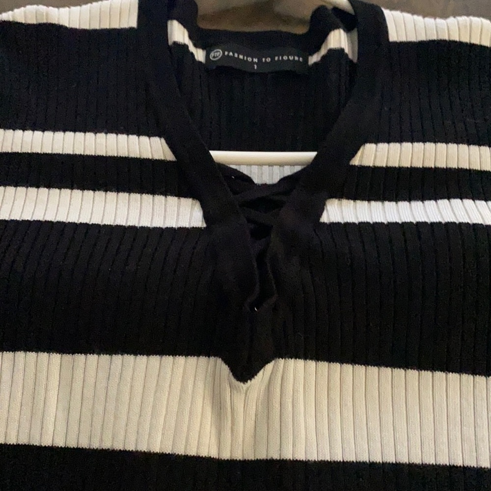 Black and white strip lace up long sleeve
